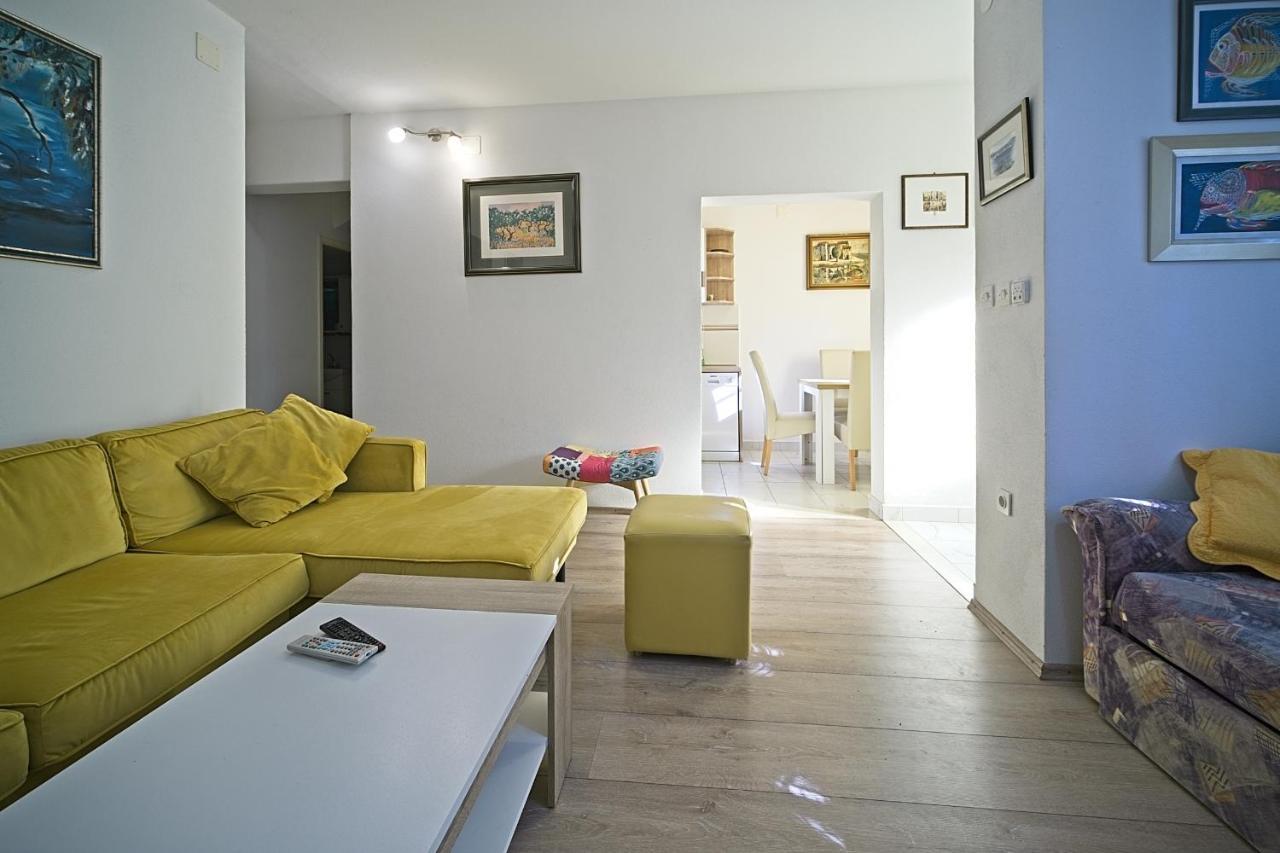 Apartment Renata بوستيرا المظهر الخارجي الصورة