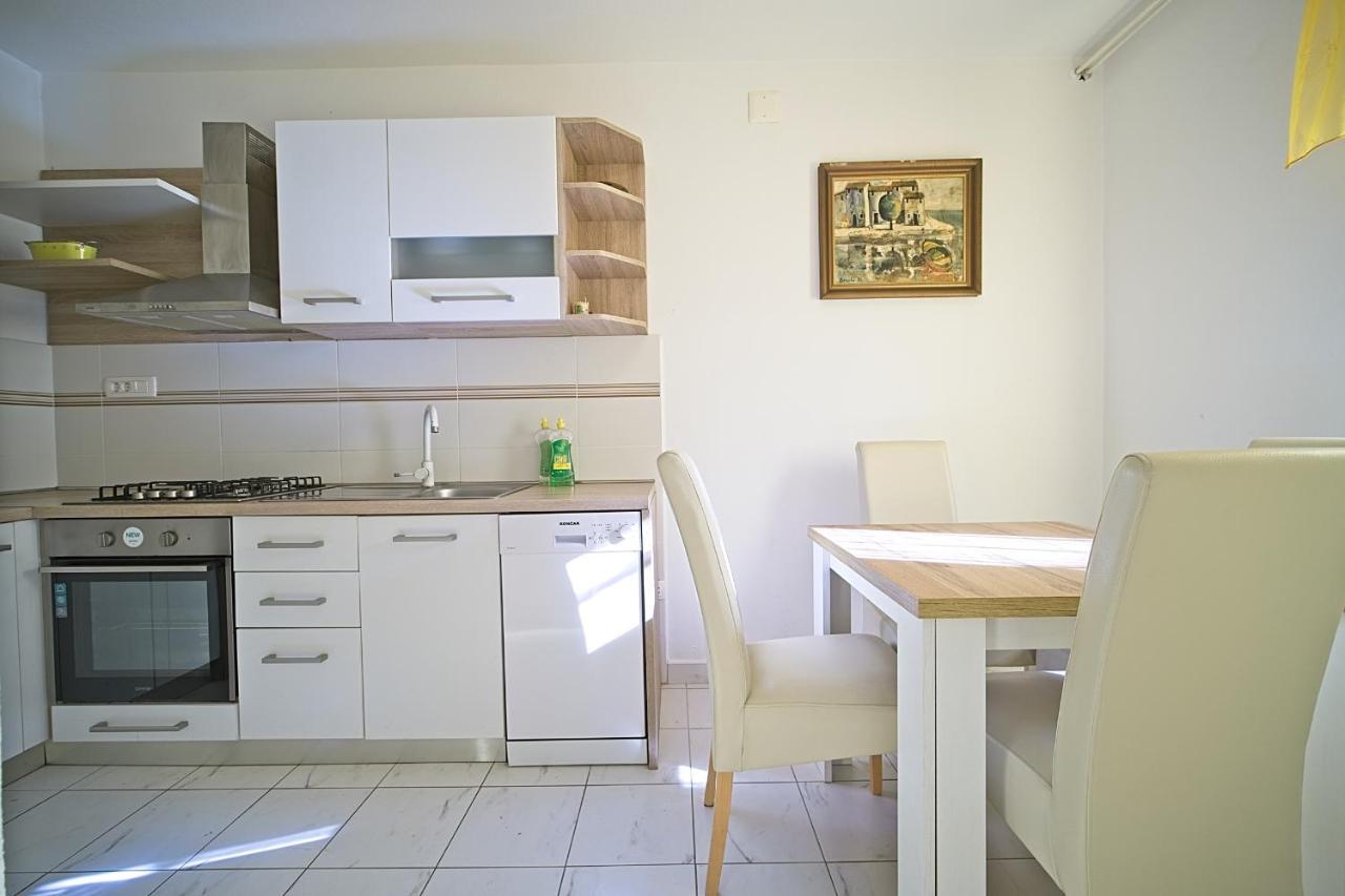 Apartment Renata بوستيرا المظهر الخارجي الصورة